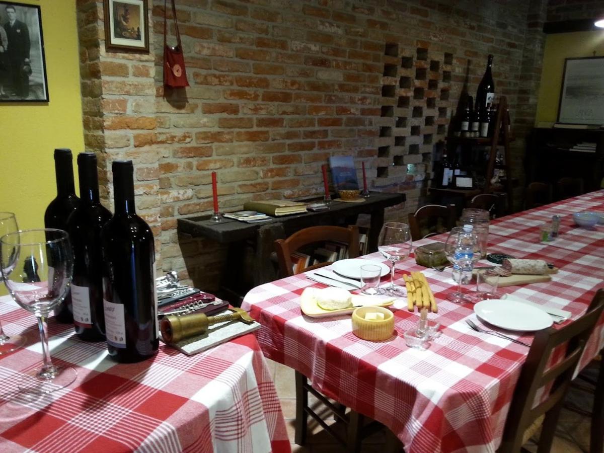 Ca Trifolera Barbaresco - Romantico Cascinale Con Antica Cantina Nel Cuore Delle Langhe - Degustazione Vini Nella Nostra Cantina Eksteriør billede