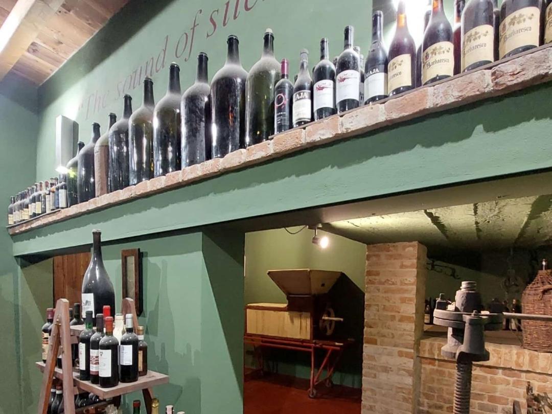 Ca Trifolera Barbaresco - Romantico Cascinale Con Antica Cantina Nel Cuore Delle Langhe - Degustazione Vini Nella Nostra Cantina Eksteriør billede